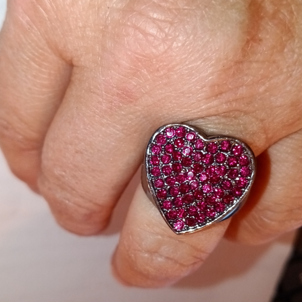 Guess Brand Red Rhinestone Ring - Picture 2 of 7